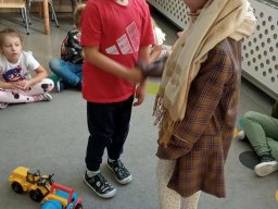 2025-09-13 Powitanie z Małpką Iwoną - Motylki